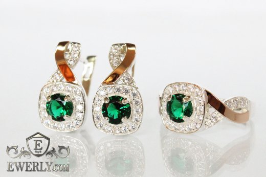 Серебряные серёжки и кольцо, купить с зелёными камнями для девушки