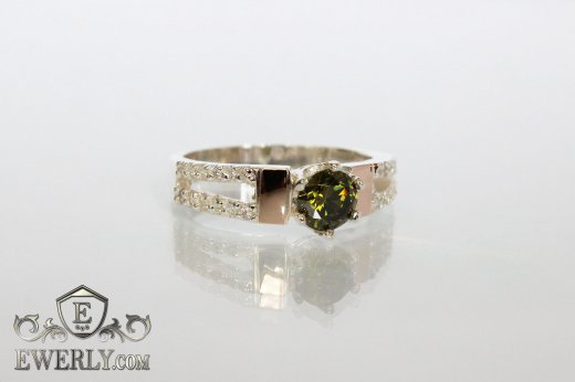 Женское серебряное кольцо с камнем (цвет - олива)