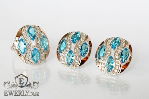 Комплект: серьги и кольцо, купить из серебра с золотом со светло-голубыми камнями