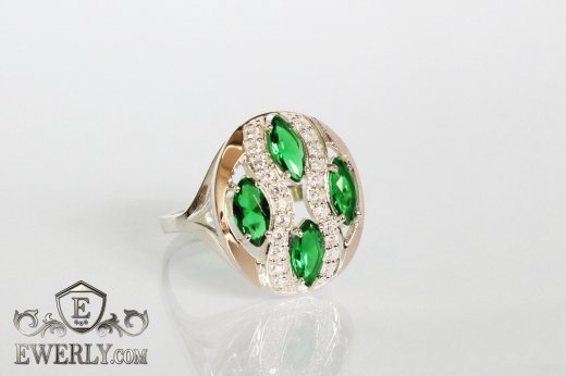 Купить женское кольцо из серебра с зелёными камнями