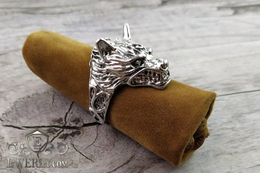 Мужская печатка - волк из серебра, купить серебряный перстень с волком