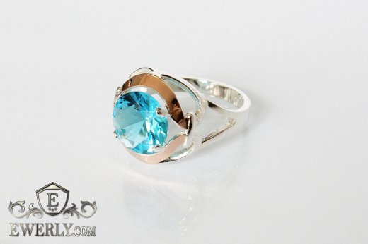 Купить кольцо из серебра с светло-голубым камнем для женщин