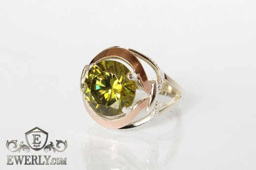 Купить женское серебряное кольцо 925 пробы с камнем (цвет - олива)