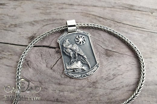Silver chain with pendant "Raven", weaving "Spica" of silver