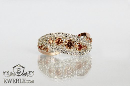 Красивое кольцо из серебра для девушки с камнем купить
