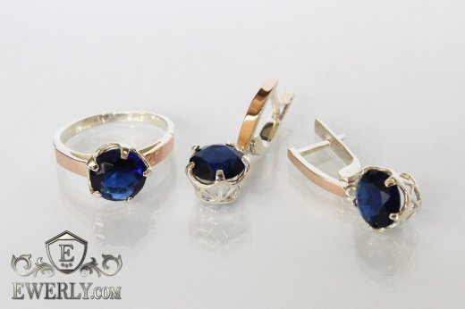 Набір срібний перстень і сережки зі срібла з синім камінням для жінок